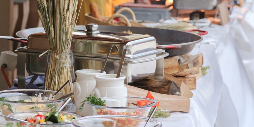 gourmetbox-catering-firmenfest-feines-grillbuffet@2x